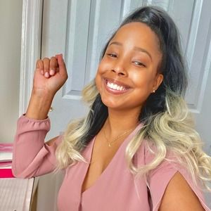 Meet your Posher, Jasmine